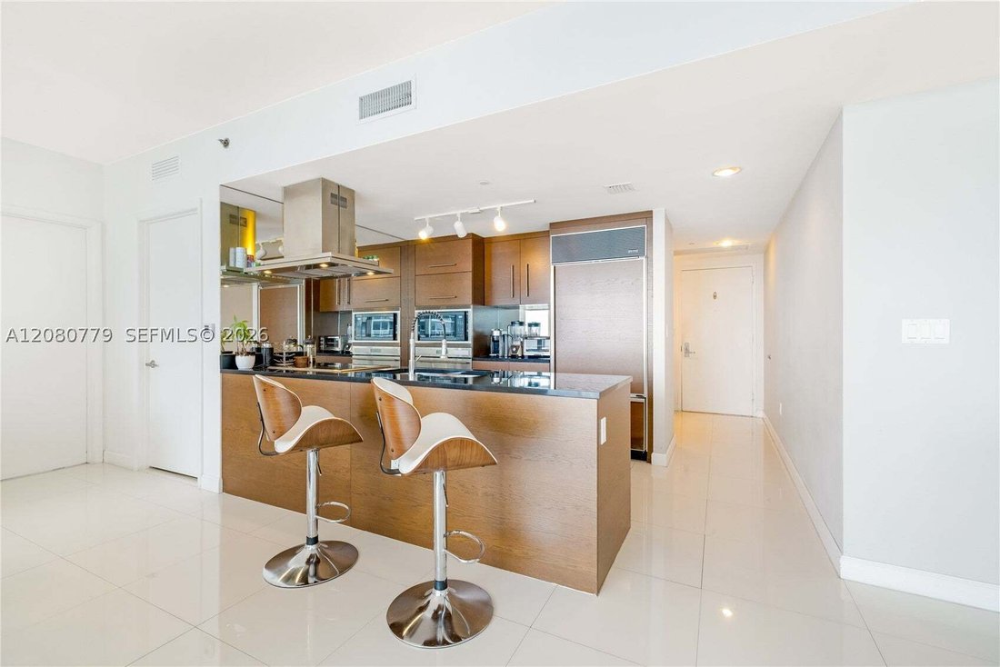 Condominio en Miami, Florida, Estados Unidos 2 - 18764497