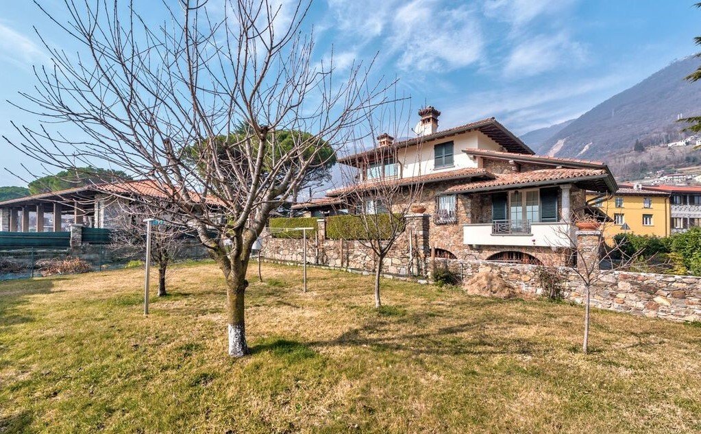 Villa in Gera Lario, Lombardy, Italy 4 - 15412122