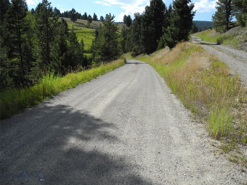 Land in Gallatin Gateway, Montana, United States 4 - 18762325