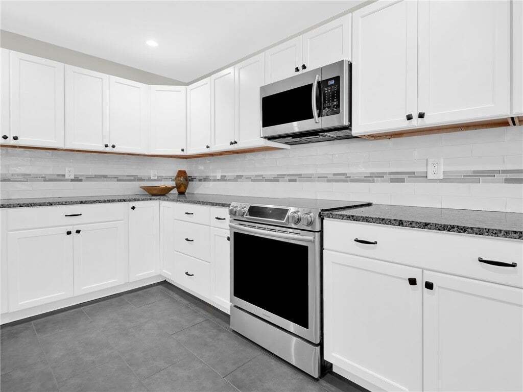 Condo in East Greenwich, Rhode Island, United States 4 - 18763908
