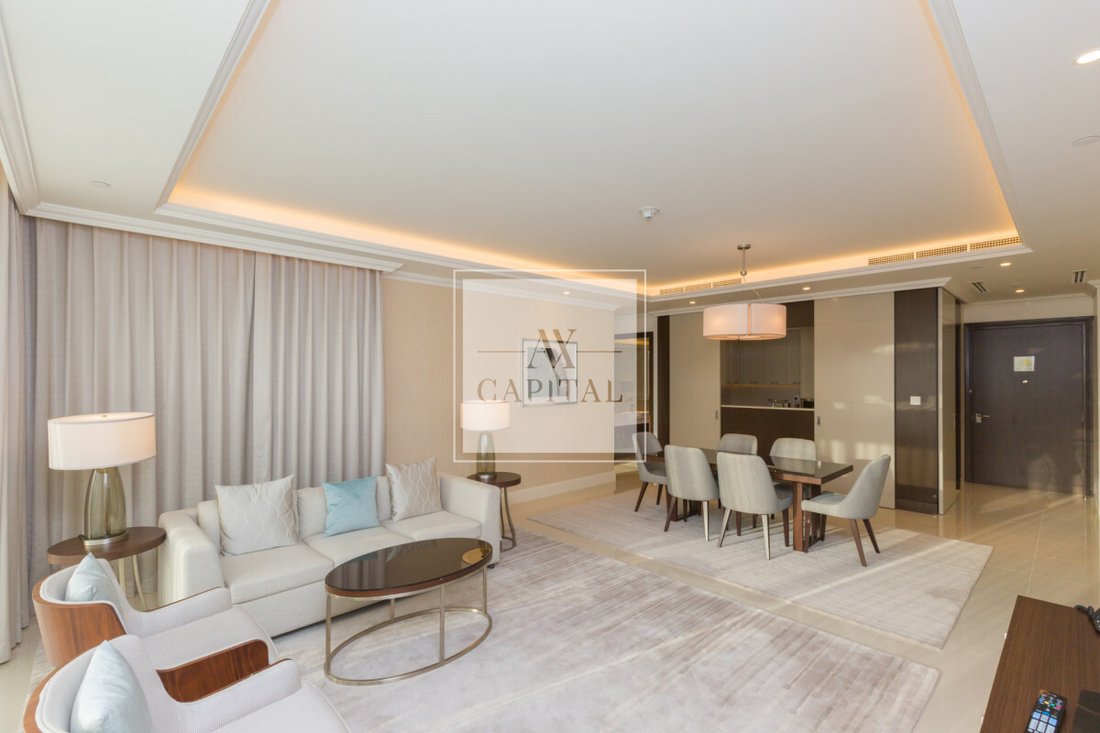 Apartment in Jumeirah, Dubai, United Arab Emirates 2 - 18763256