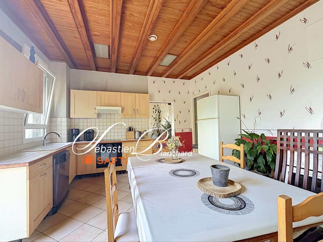 Maison à Challonges, Auvergne-Rhône-Alpes, France 5 - 18762523