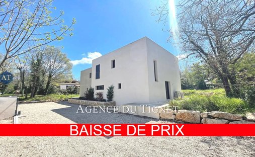 Villa en Saint-Cézaire-sur-Siagne, Provenza-Alpes-Costa Azul, Francia 1