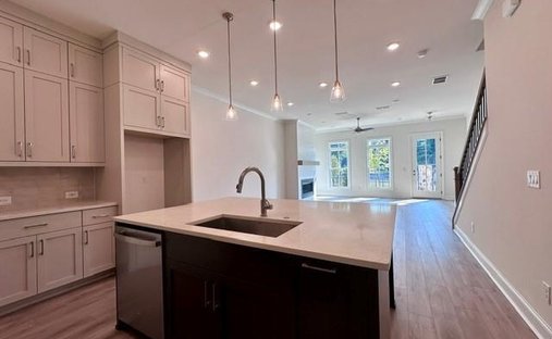 Maison de ville à Alpharetta, Géorgie, États-Unis 1