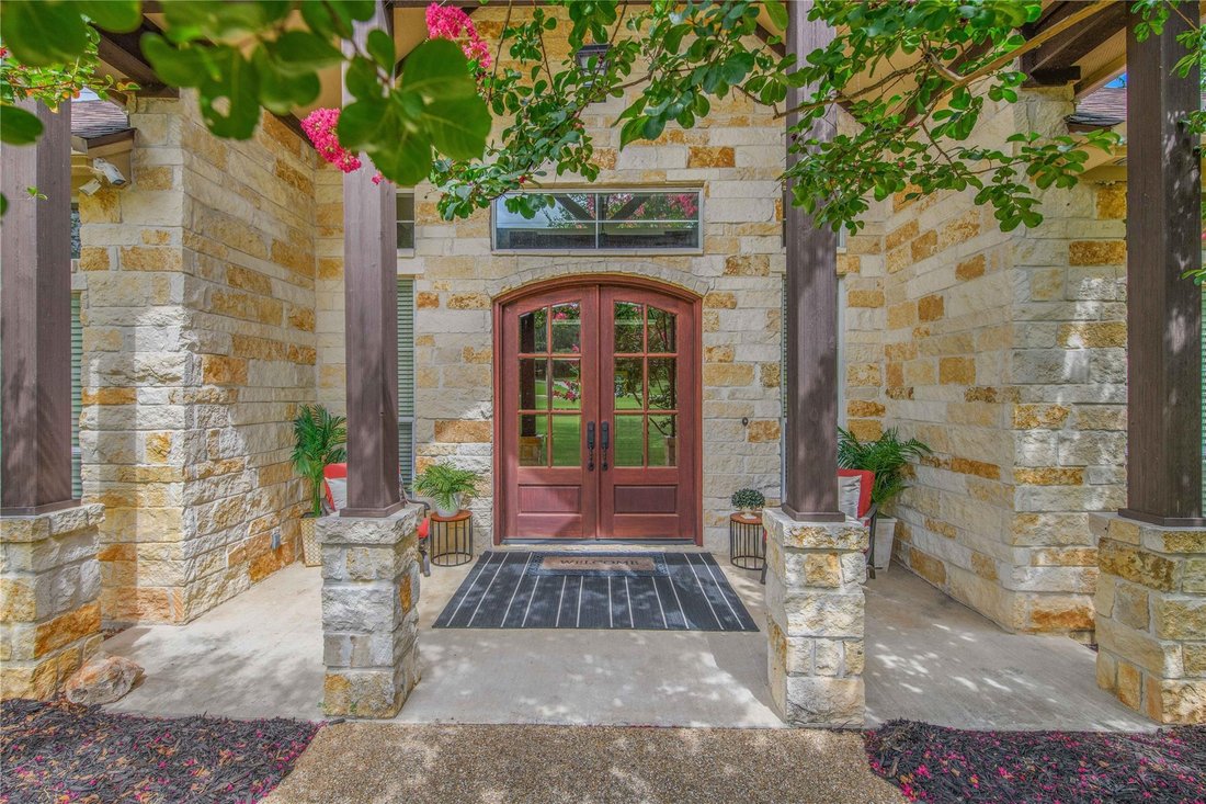 House in College Station, Texas, United States 3 - 18764706