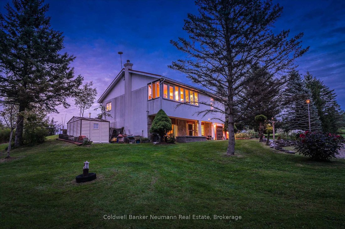 Farm Ranch in Puslinch, Ontario, Kanada 3 - 18763507