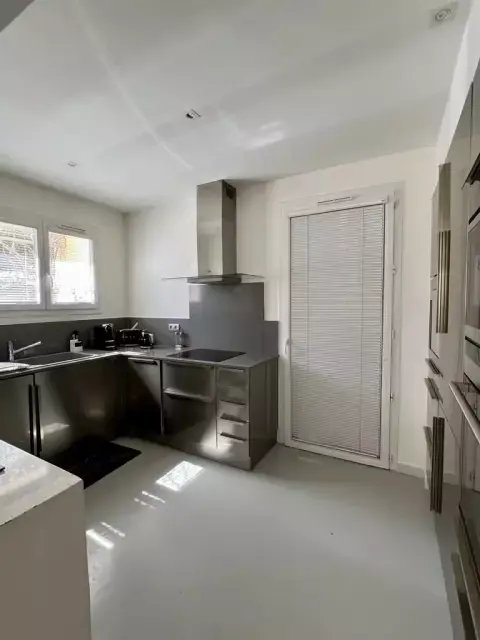 Casa en Cotignac, Provenza-Alpes-Costa Azul, Francia 3 - 18023286