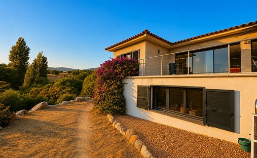 Villa en Figari, Córcega, Francia 1