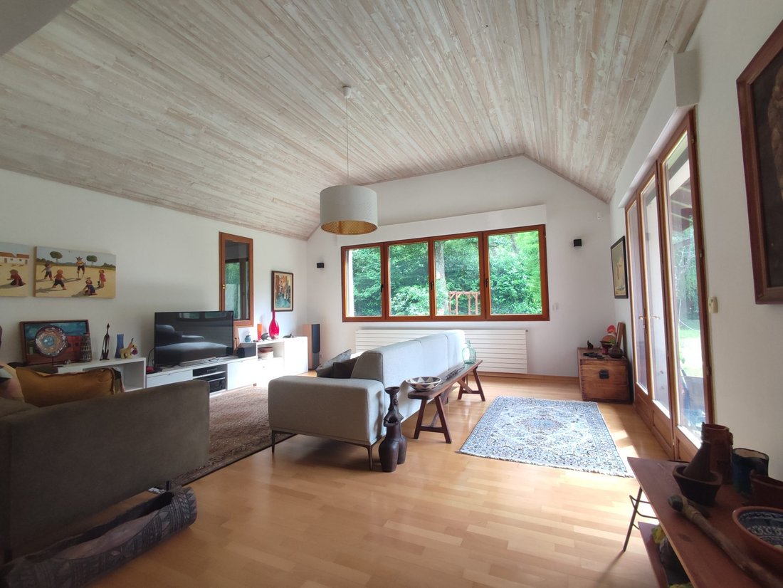 House in Divonne-les-Bains, Auvergne-Rhône-Alpes, France 4 - 18766317