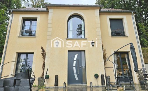 Maison à Jouars-Pontchartrain, Île-de-France, France 1