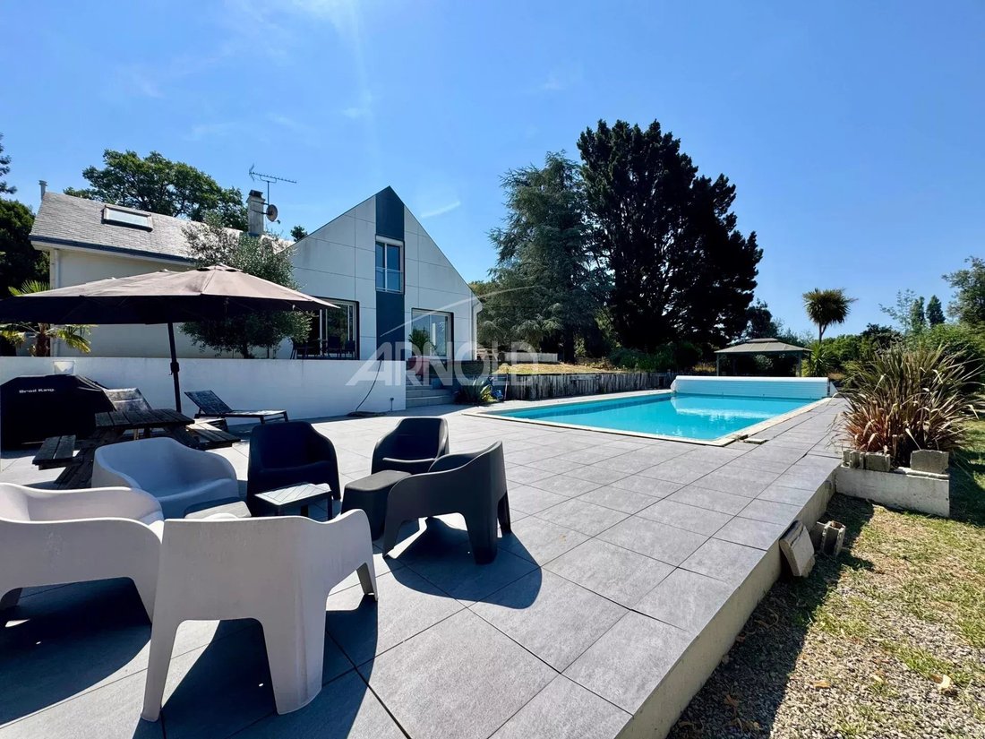 House in Mauves-sur-Loire, Pays de la Loire, France 1 - 18763094