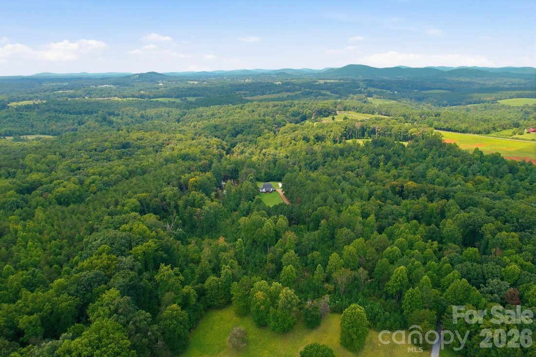 House in Statesville, North Carolina, United States 1 - 18764023
