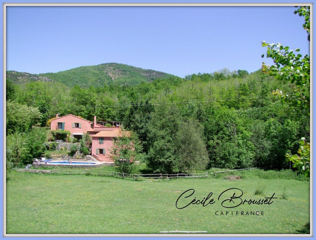 House in Saint-Laurent-de-Cerdans, Occitania, France 2 - 18763117