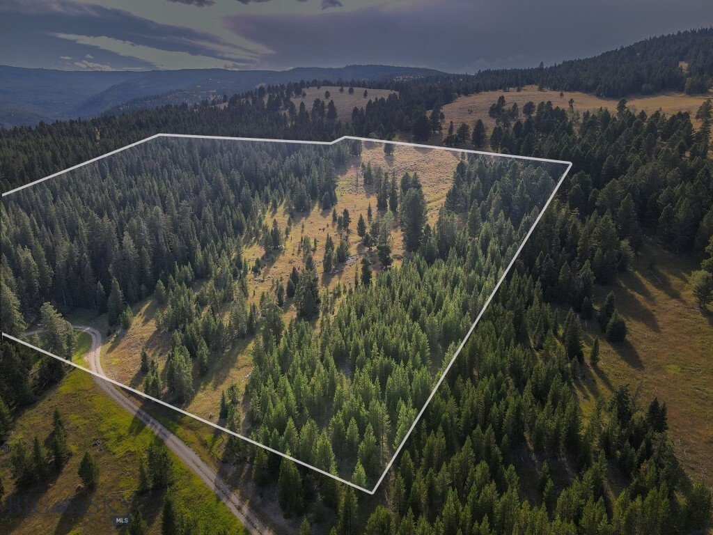 Land in Gallatin Gateway, Montana, United States 2 - 18762325