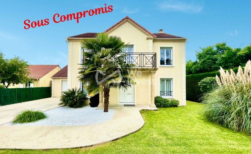 Maison à Conches-sur-Gondoire, Île-de-France, France 1