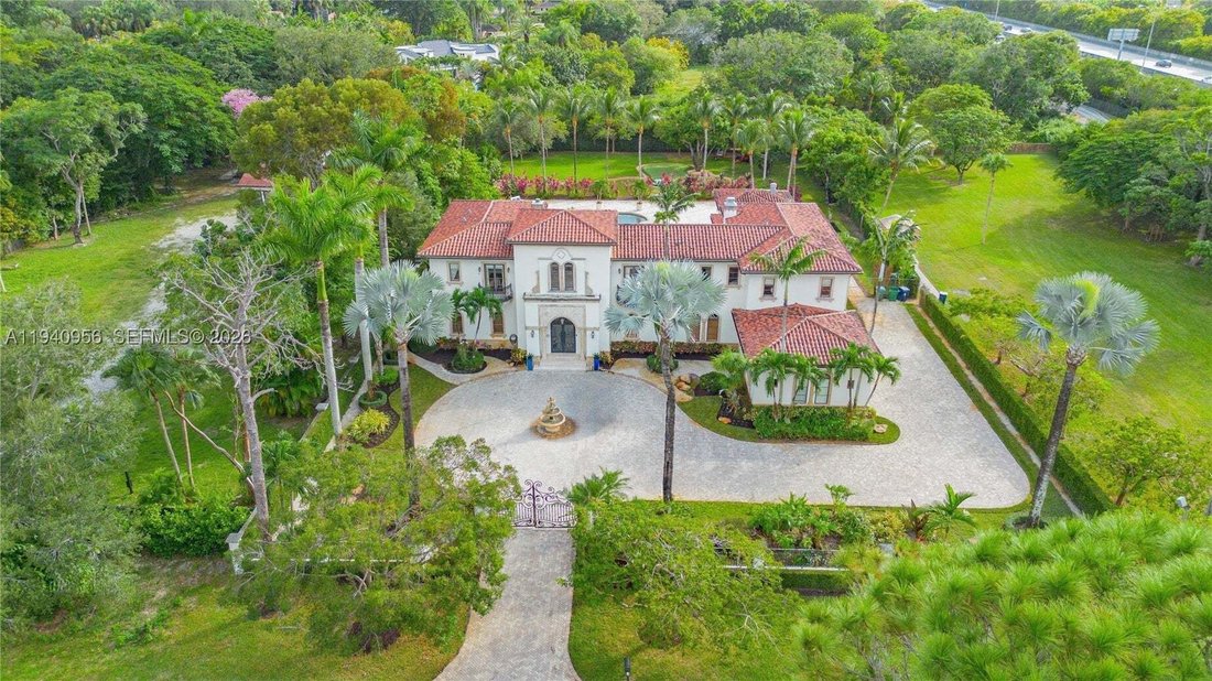 House in Miami, Florida, United States 2 - 16972719