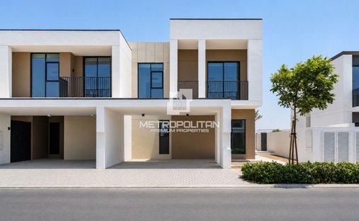 Townhouse in Wadi Al Safa 5, Wadi Al Safa, Dubai 1