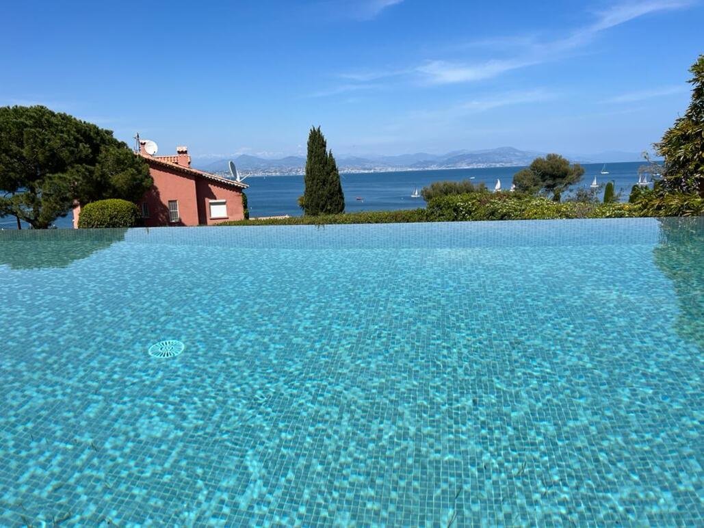Casa en Antibes, Provenza-Alpes-Costa Azul, Francia 3 - 13719606
