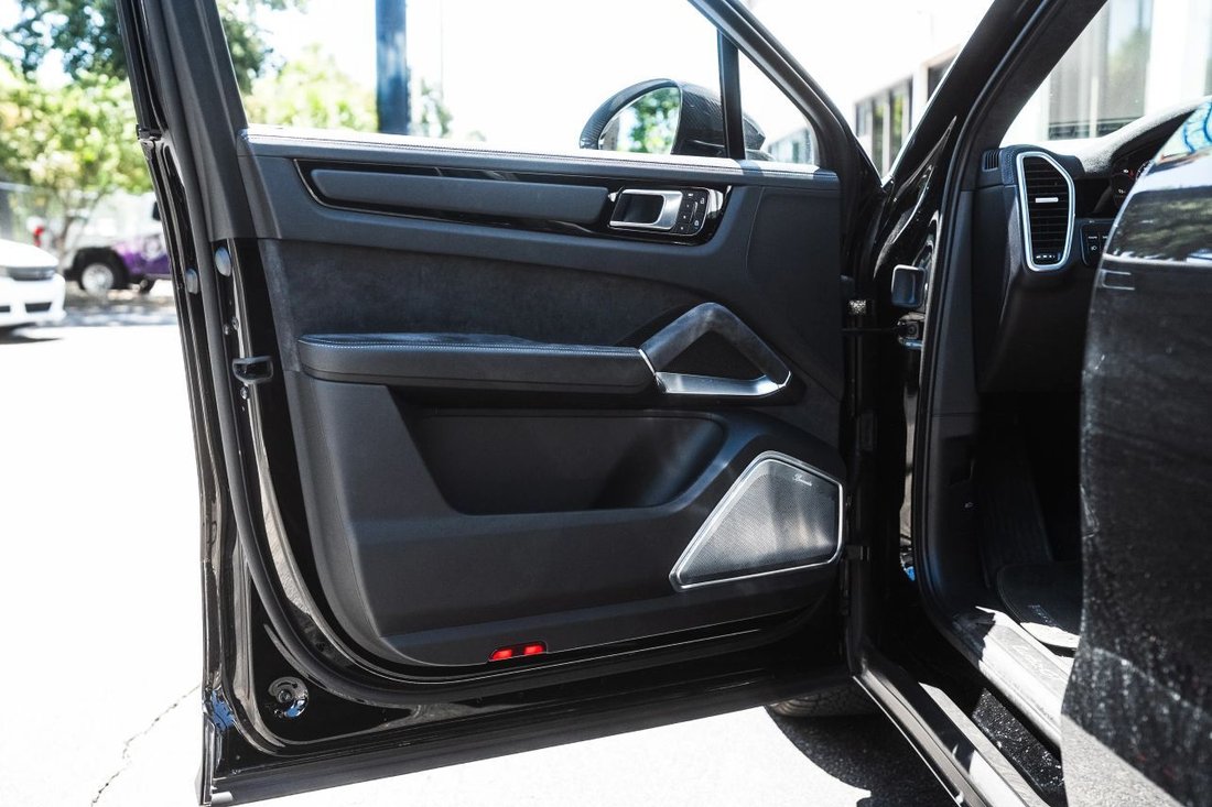 Suv in Boynton Beach, FL, United States 3 - 18737535
