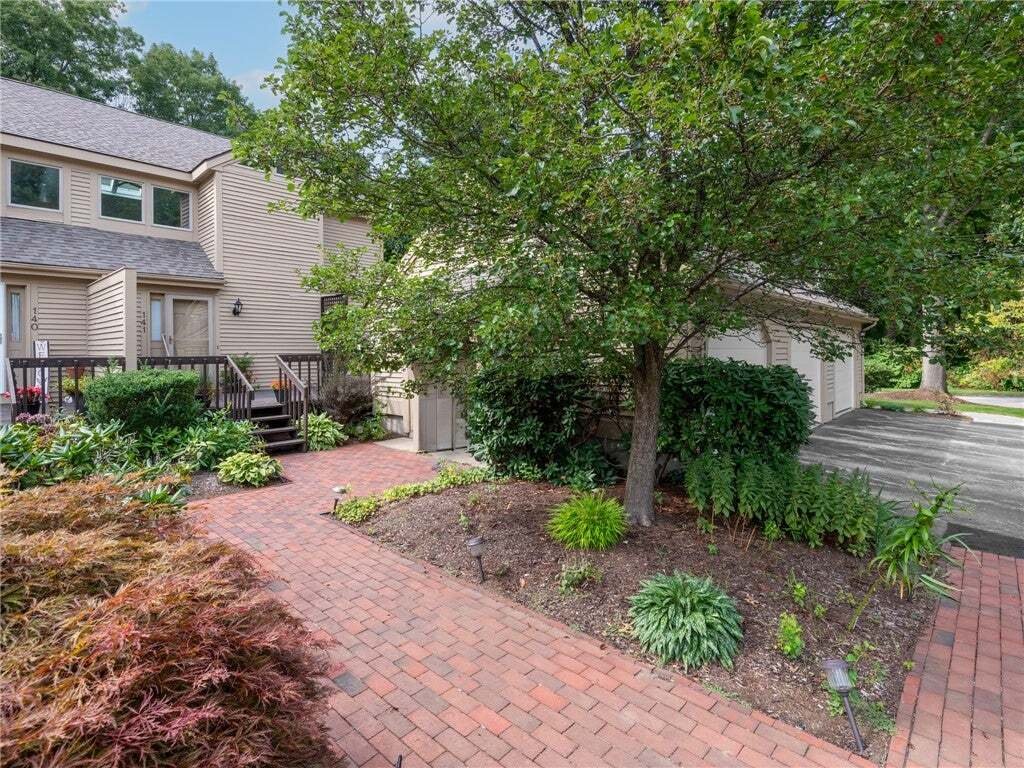 Condo in East Greenwich, Rhode Island, United States 2 - 18763908