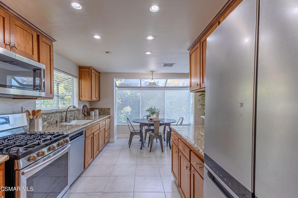 Townhouse in Thousand Oaks, California, United States 5 - 18763652