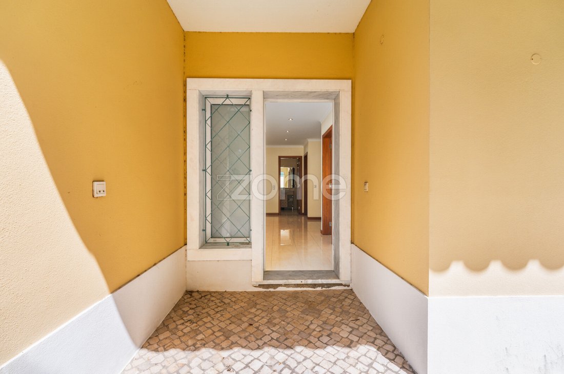 House in Alcabideche, Lisbon, Portugal 2 - 18765632