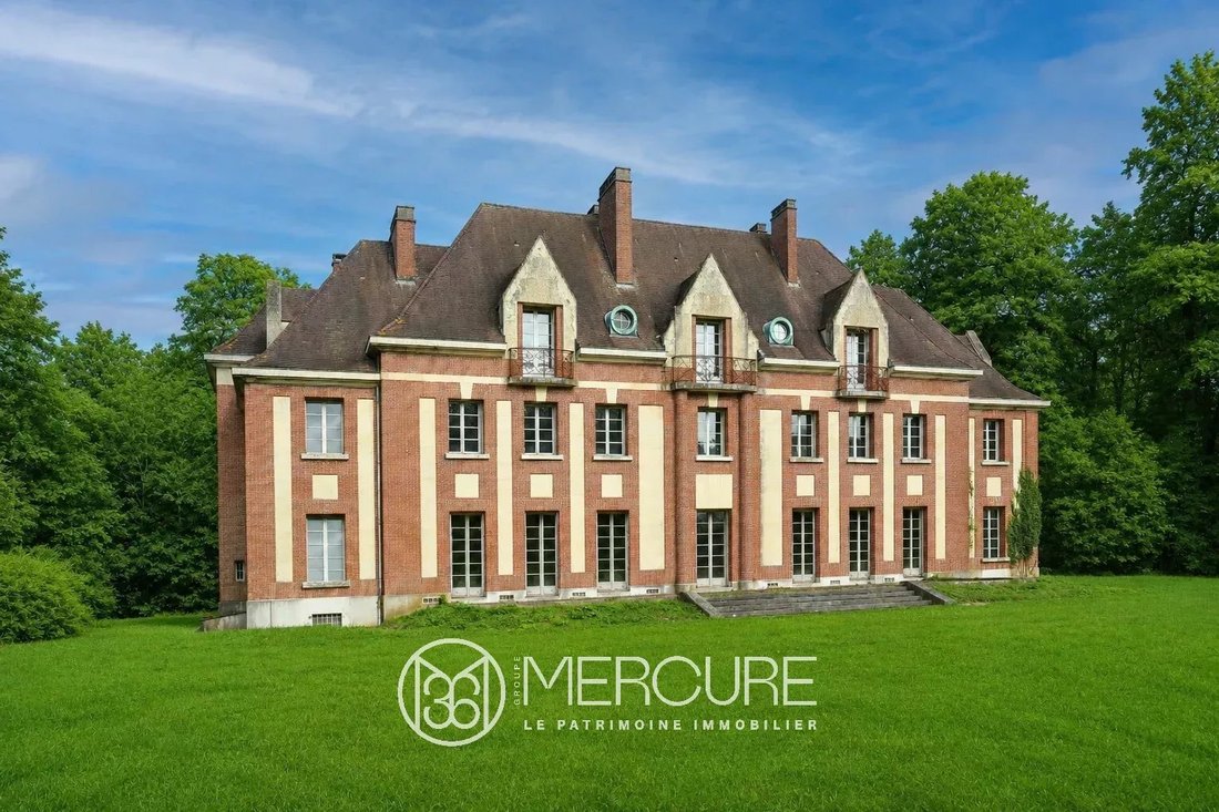 Castello a Ceinture Centre Ville, Noyon, Francia 2 - 18763150
