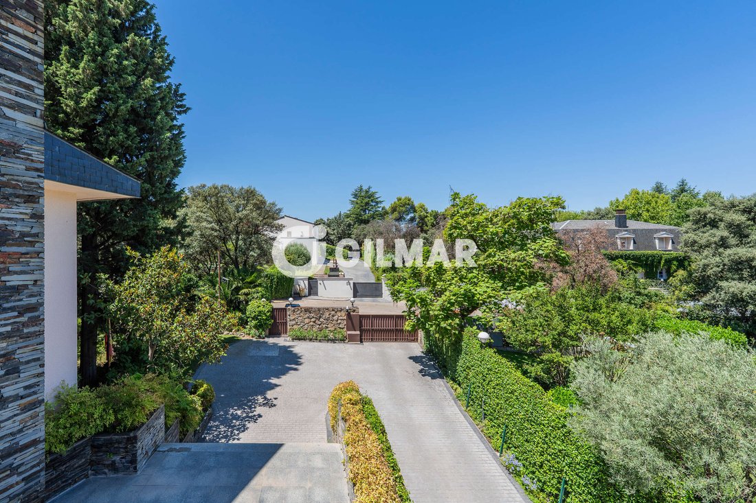 Villa in La Moraleja, Alcobendas, Autonome Gemeinschaft Madrid 3 - 18765388