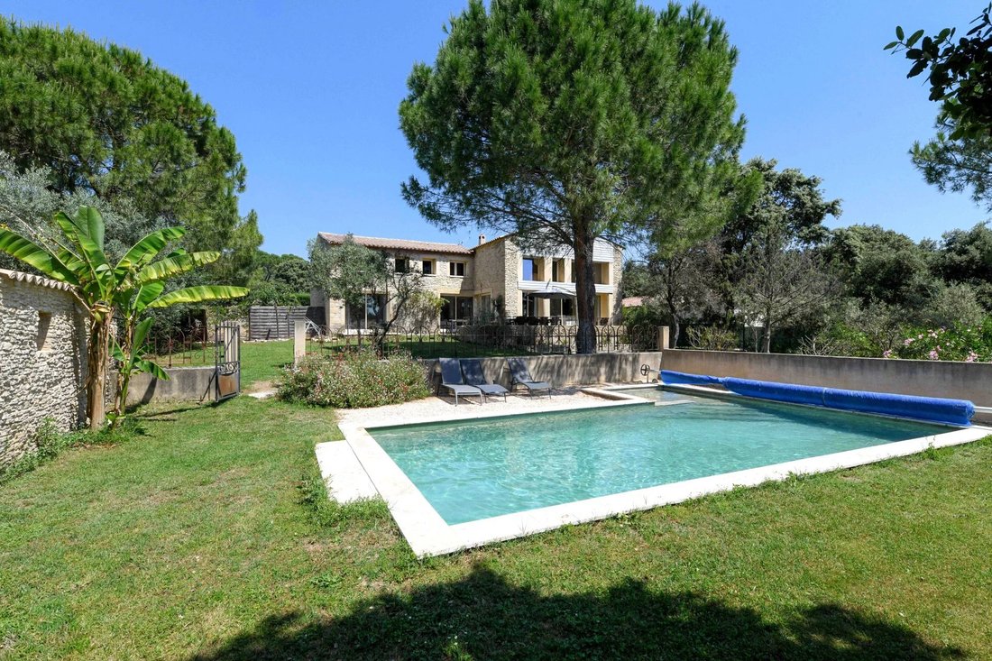 Maison à Uzès, Occitanie, France 1 - 18763080