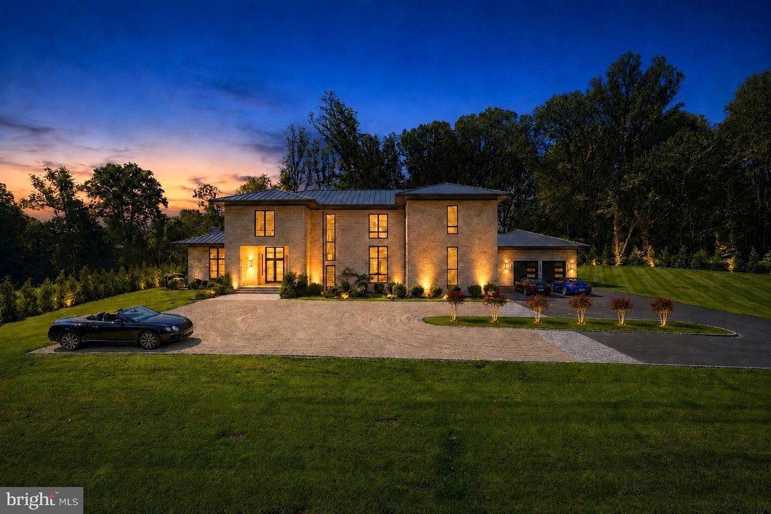 Maison à McLean, Virginie, États-Unis 1 - 18766424
