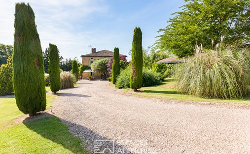 Villa à Parisot, Occitanie, France 1