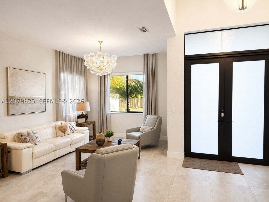 House in Miami, Florida, United States 3 - 18764482