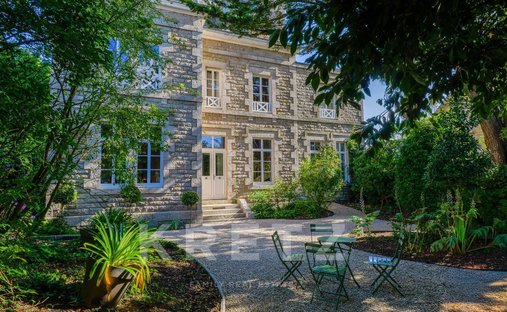 Haus in Dinan, Bretagne, Frankreich 1
