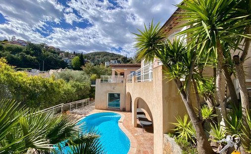 Casa en Le Gavelier-La Tour, Mandelieu-la-Napoule, Francia 1