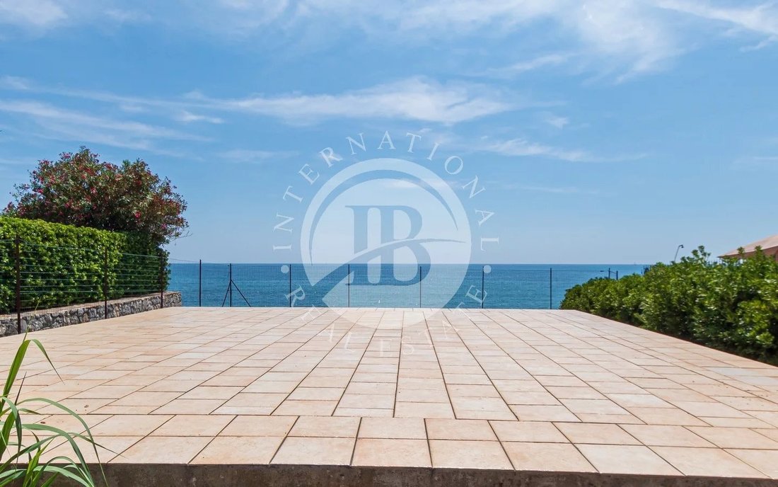 Villa en Latte-Ville, Ventimiglia, Liguria 1 - 18763112
