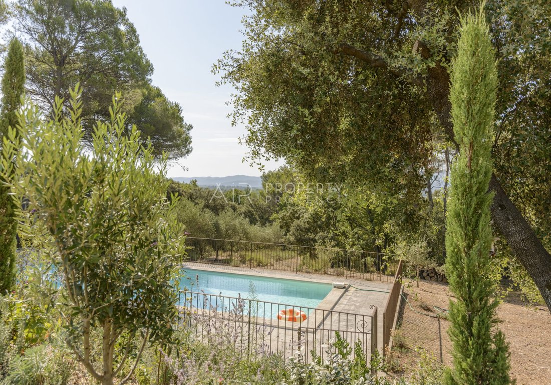 Villa in Puget, Provence-Alpes-Côte d'Azur, France 3 - 18766220