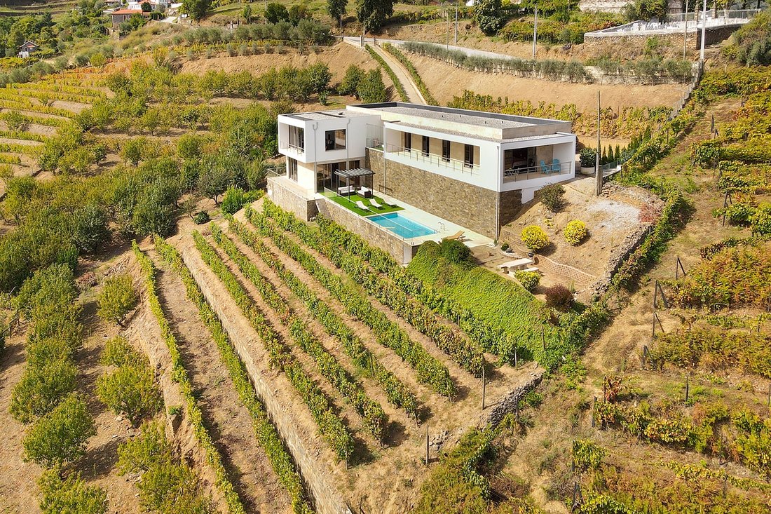 House in Valadares, Porto District, Portugal 1 - 12272277