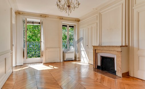 Apartment in Perralière, Lyon, Auvergne-Rhône-Alpes 1
