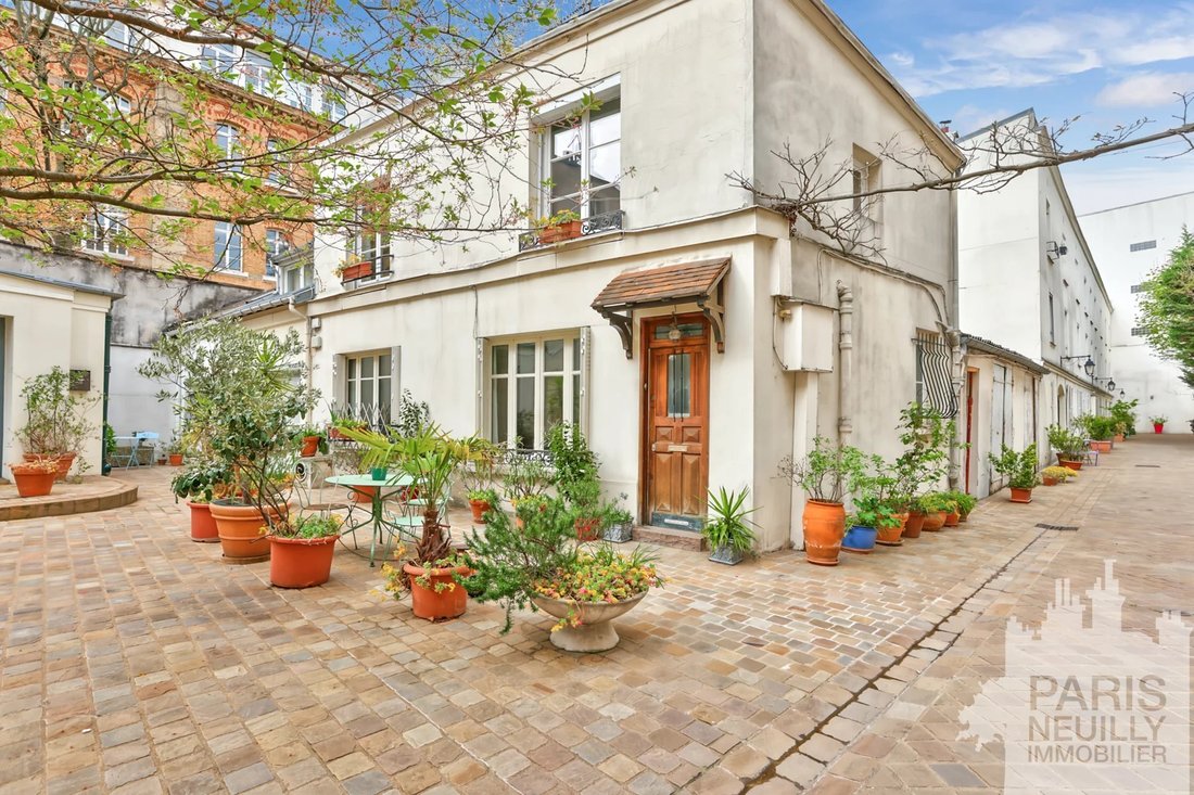 House in La Fourche-Guy Môquet, Paris 17e Arrondissement, Paris 1 - 18763051