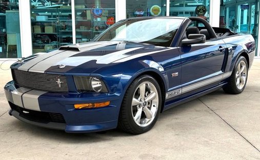 Ford Mustang in Calverton, NY, United States 1