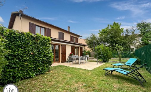 House in Sardine-Chiquet, Pessac, France 1