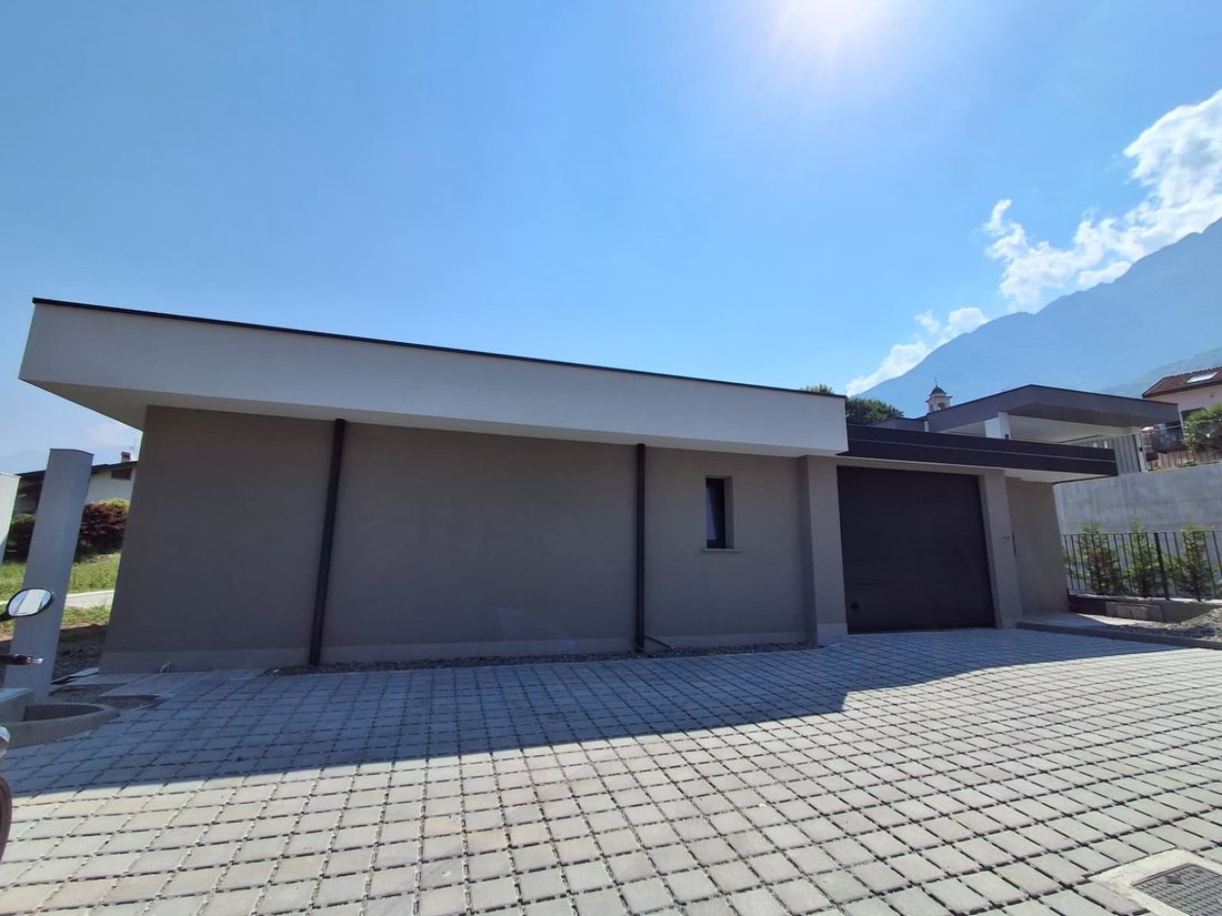 Villa in Colico Piano, Lombardy, Italy 5 - 16811394