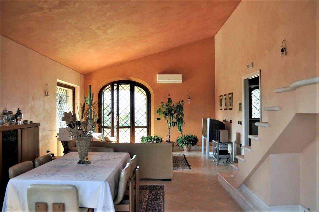 Villa in Tortoreto, Abruzzo, Italy 4 - 15411348