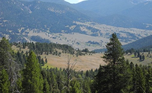 Land in Gallatin Gateway, Montana, United States 1