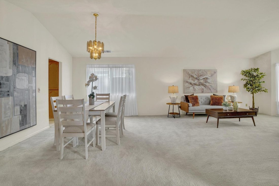 House in Turlock, California, United States 5 - 18763650