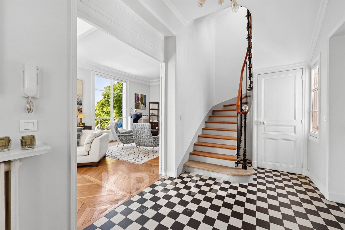 House in Le Centre, Meudon, France 3 - 18765979