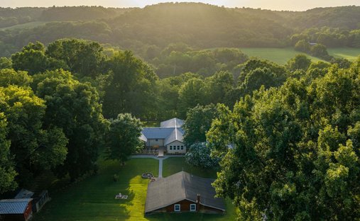 House in Williamsport, Tennessee, United States 1