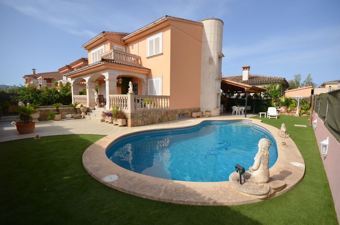 Chalet in Marratxi, Balearic Islands, Spain 1 - 17153481