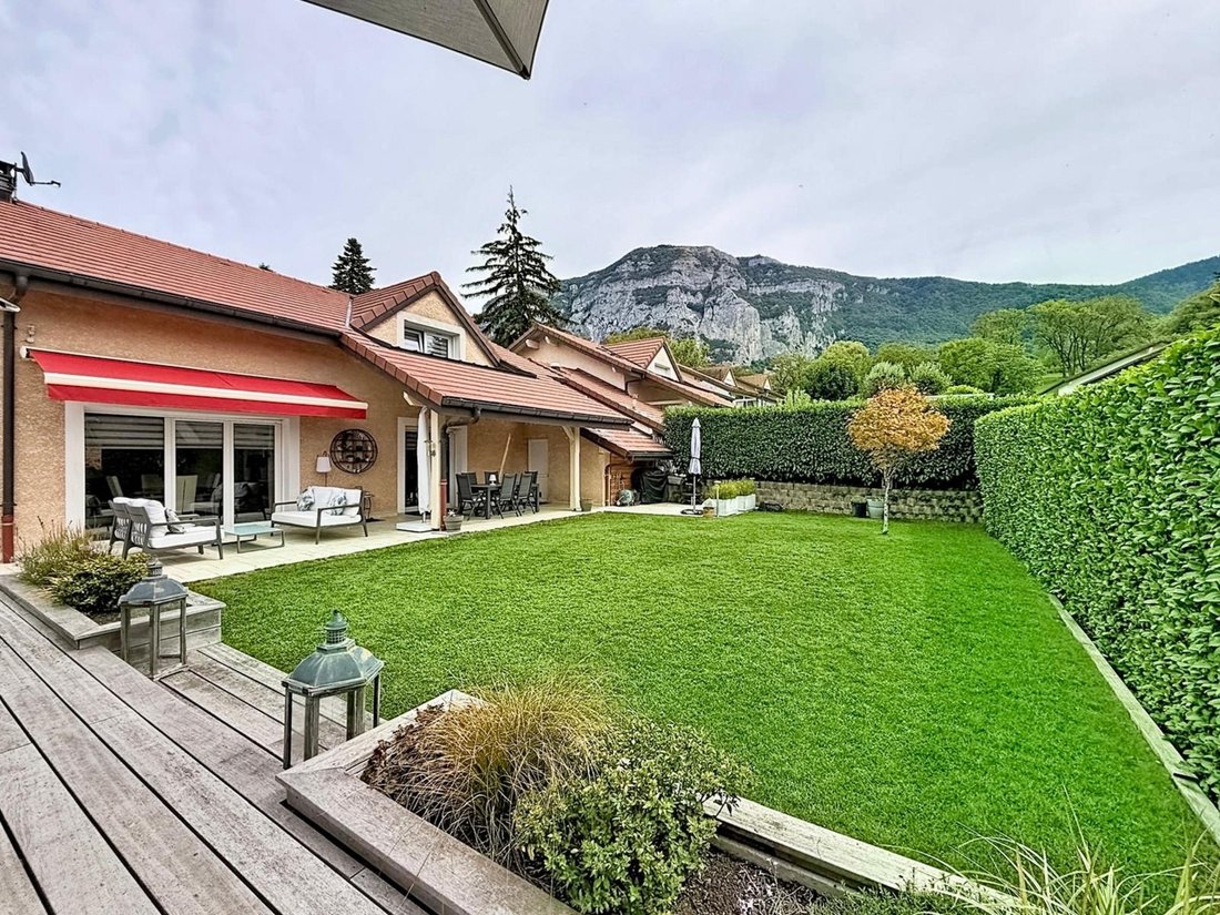 Maison à Collonges-sous-Salève, Auvergne-Rhône-Alpes, France 2 - 18763111