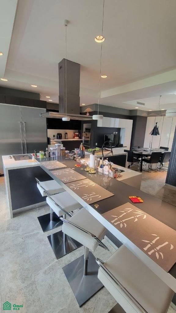 Condominio en Valencia, Carabobo, Venezuela 3 - 17863702